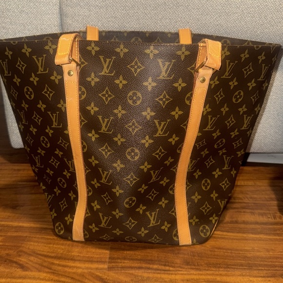 LOUIS VUITTON Authentic Vintage Sac Shopper Tote Monogram MB1908 and LV dustbag - Picture 4 of 17